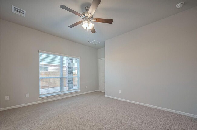 Building Photo - 22807 Ephesus Ave