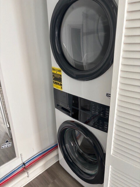 Building Photo - 224 Cherry St