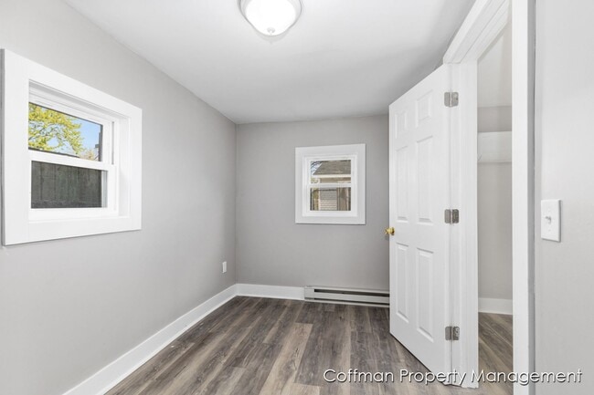 Building Photo - 2 Bed, 1 Bath Home in Wyoming