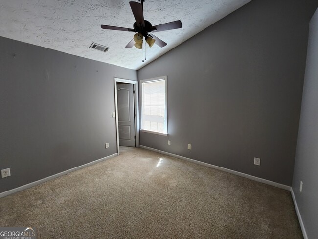 Building Photo - 5752 Olivia Ln