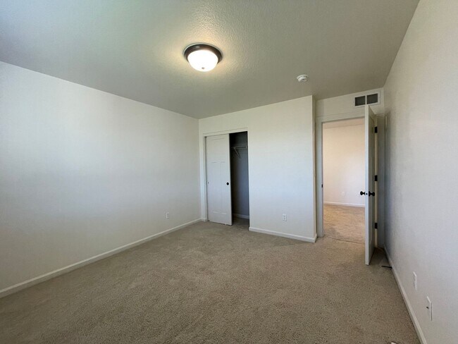 Building Photo - 4Bd/2.5Ba Gresham Home ~ Community Playgro...