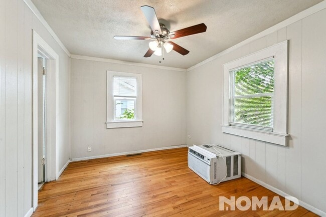 Building Photo - Charming 3BR House in Denver