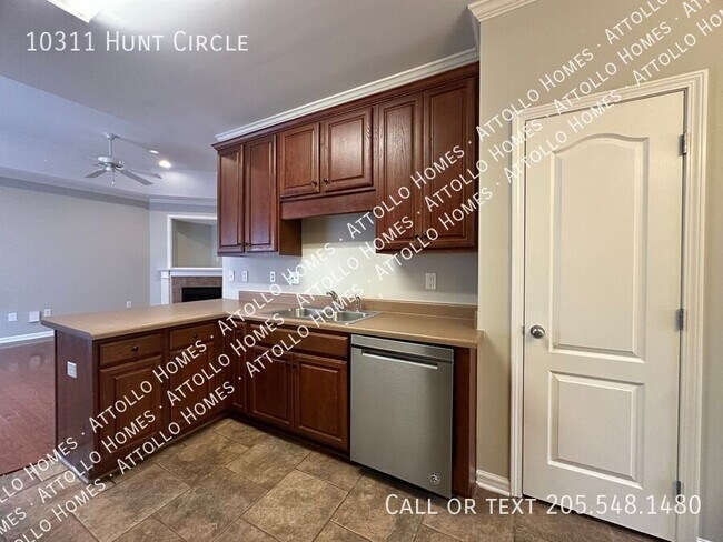 Building Photo - 10311 Hunt Cir
