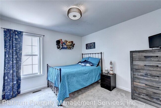 Building Photo - 4 br, 3.5 bath House - 3710 Palisade Park Dr