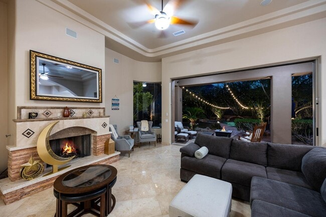 Building Photo - 14598 E Corrine Dr