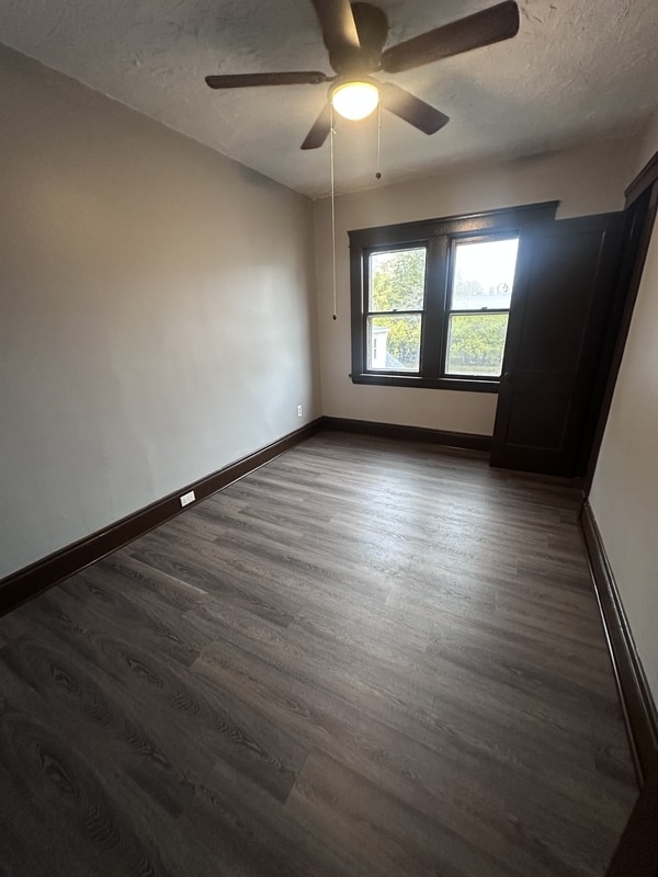 Building Photo - 1557 Cohassett Ave