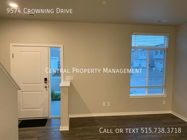 Building Photo - 9574 Crowning Dr