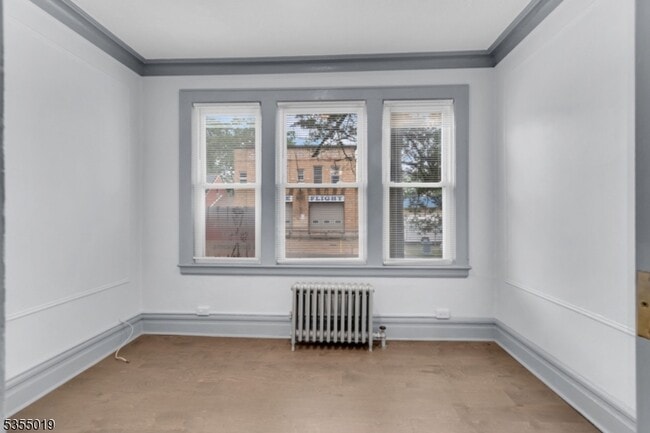 Building Photo - 407 Springdale Ave