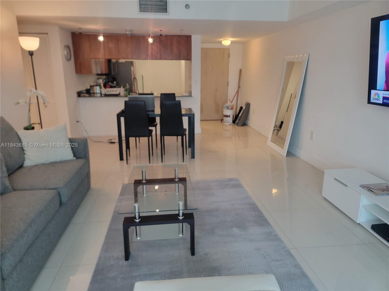 Building Photo - 1200 Brickell Bay Dr