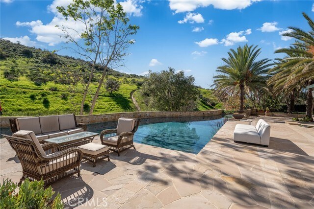 Building Photo - 64 Canyon Creek