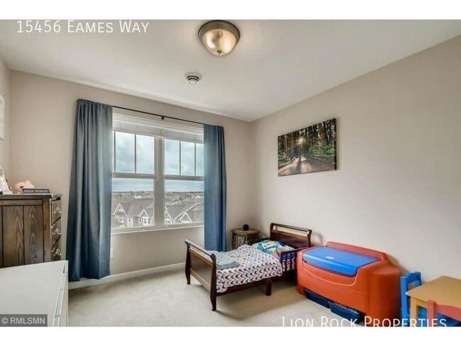 Building Photo - 15456 Eames Wy