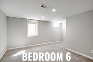 Building Photo - 2300 Lima St