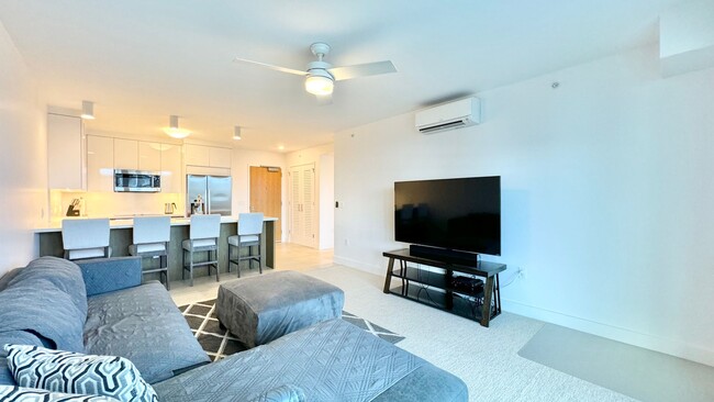 Building Photo - AVAILABLE NOW!! Furnished 1 Bedroom, 1 Bat...