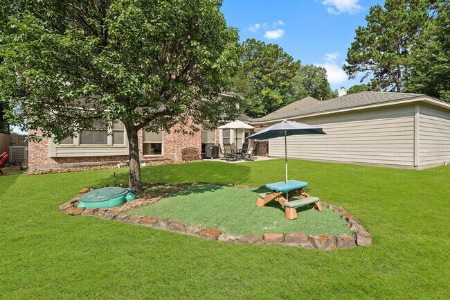 Building Photo - 2902 Maple Bend Dr