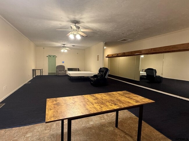 Building Photo - 110 E Mission Ave