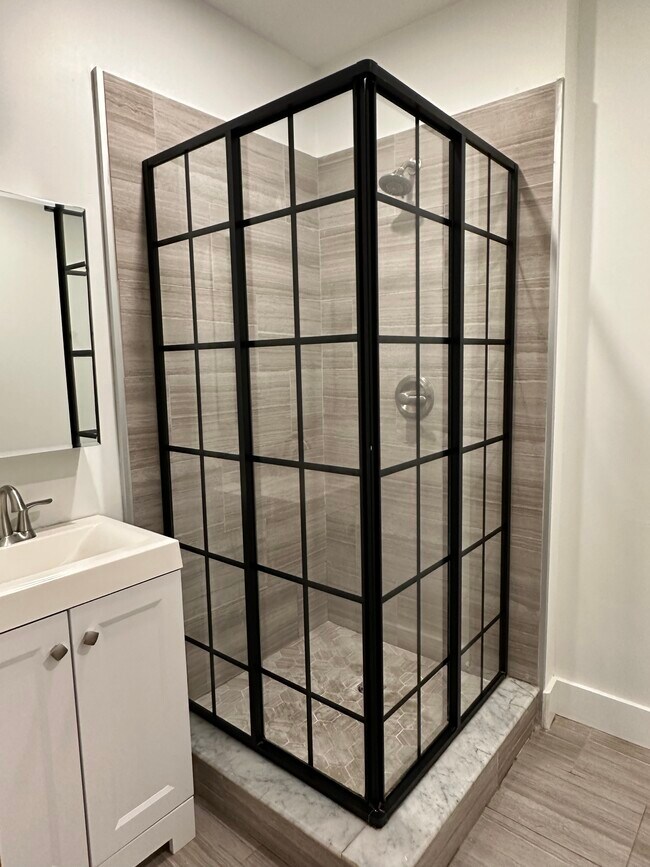 Building Photo - The National