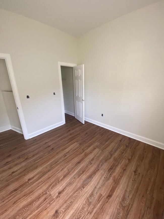 Building Photo - 114 N Missouri St