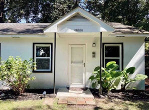 Building Photo - 1908 Fuller St