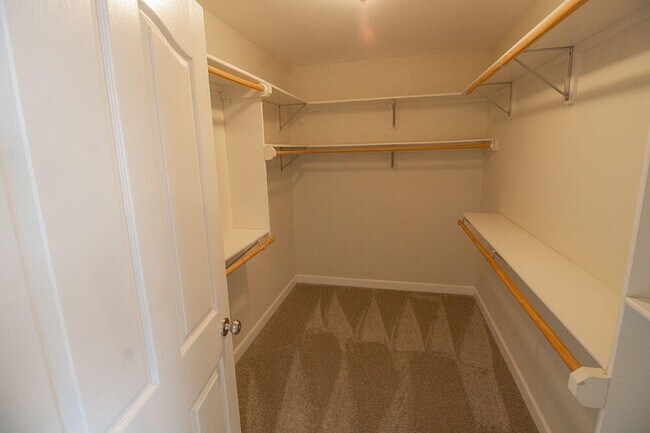 Building Photo - 7106 Stanwood Dr