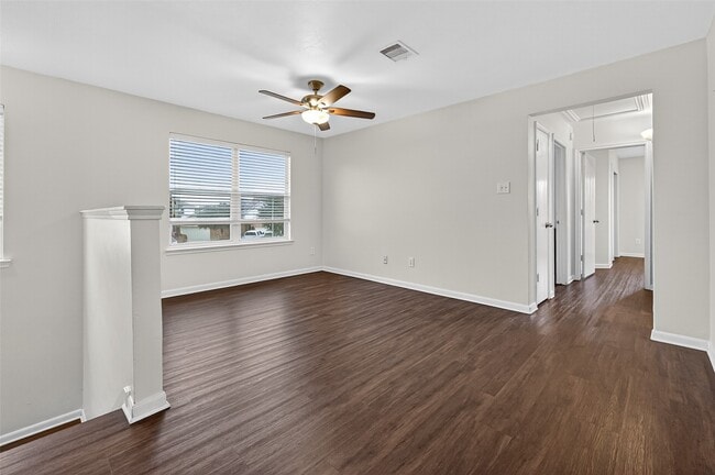 Building Photo - 7507 Legacy Pines Dr