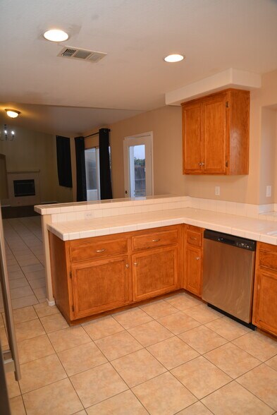 Building Photo - 26527 Alta Ave