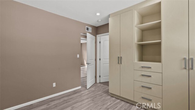 Building Photo - 9540 Debra Ave