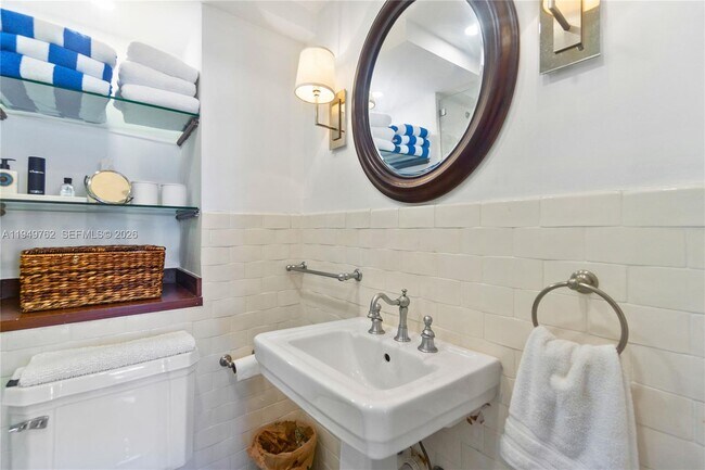 Building Photo - 100 Lincoln Rd