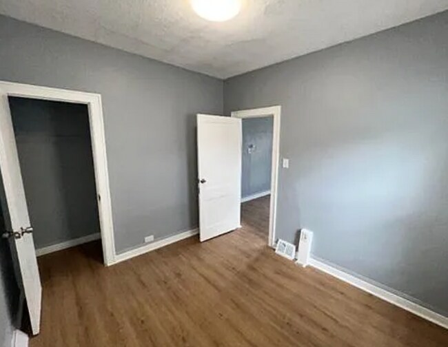 Building Photo - Freshly Renovated 3-Bedroom Home in South ...