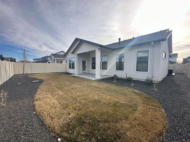 Building Photo - Beautiful 3bed, 2bath, 1,627sq.ft. home in KUNA