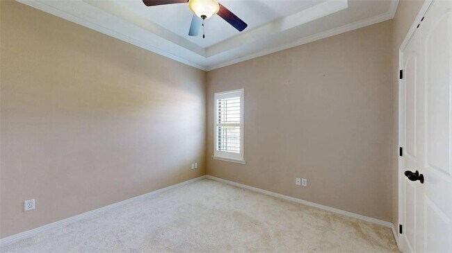 Building Photo - 3900 Latinne Ln