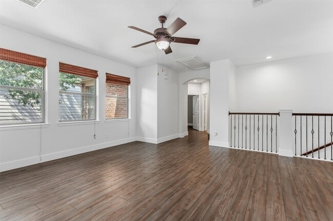 Building Photo - 4738 Coyote Trail