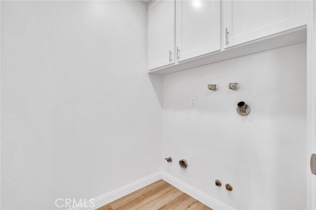 Building Photo - 3935 Bluff Pl