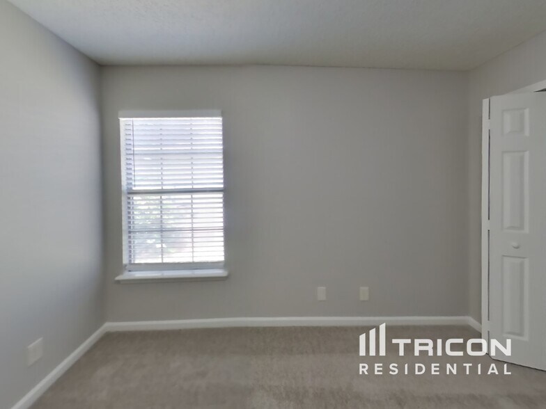 Building Photo - 851 Mystic Harbor Dr