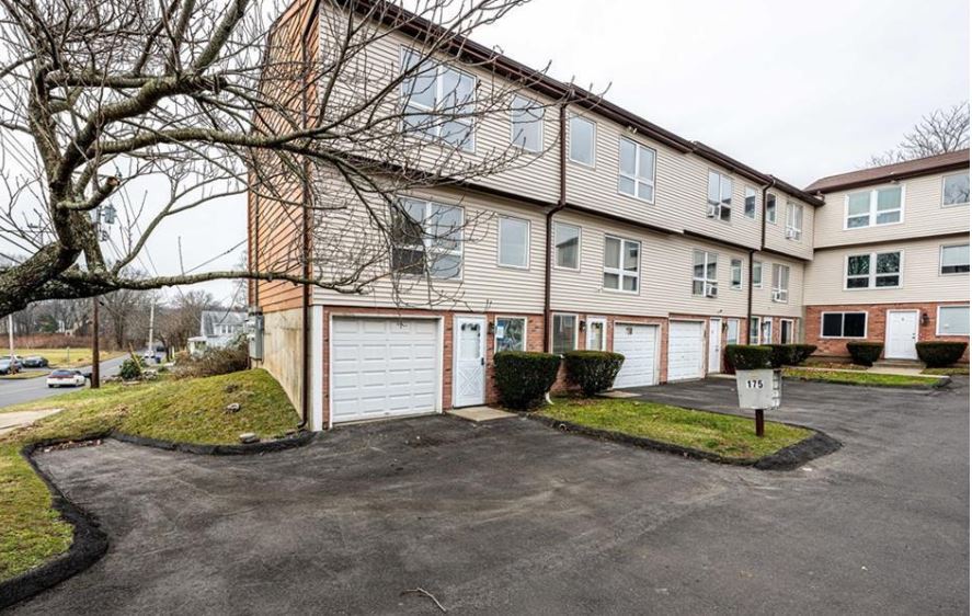 Building Photo - 175 W Spring St