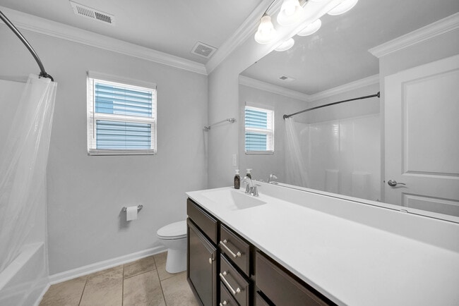 Building Photo - 3429 Longleaf Estates Dr
