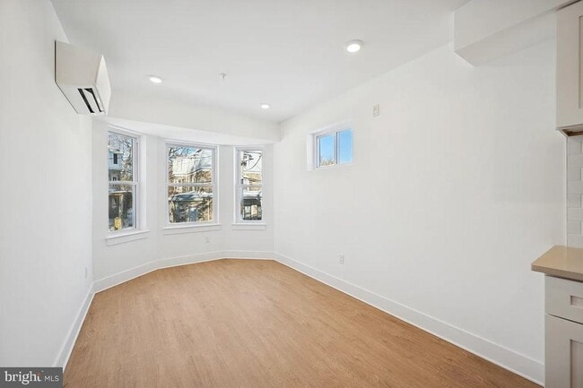 Building Photo - 3415 N 19th St