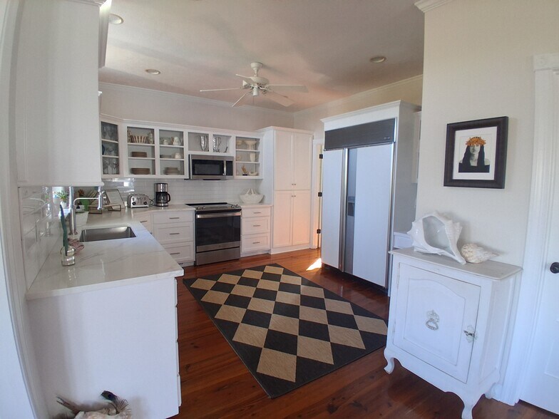 Spacious - 12 Seahorse Ct