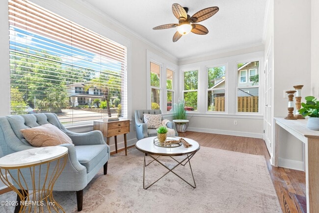 Building Photo - 4227 Woodmere St