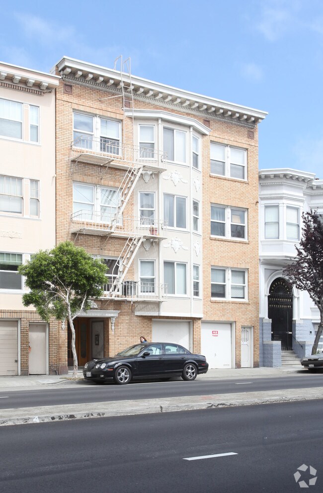 Building Photo - 629 Guerrero St