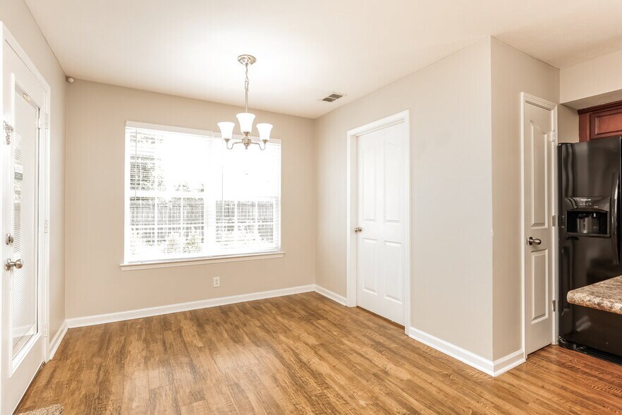 Building Photo - 3764 Indian Creek Blvd