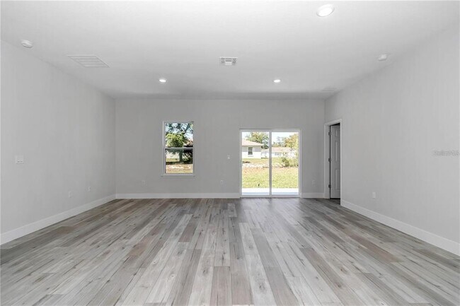 Building Photo - 3875 SW 169th Ln Rd