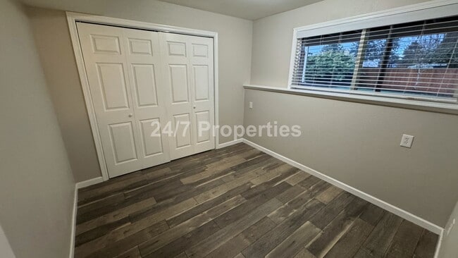 Building Photo - Spacious 4 Bedroom Home in Oregon City! - RV/Boat/Trailer Parking