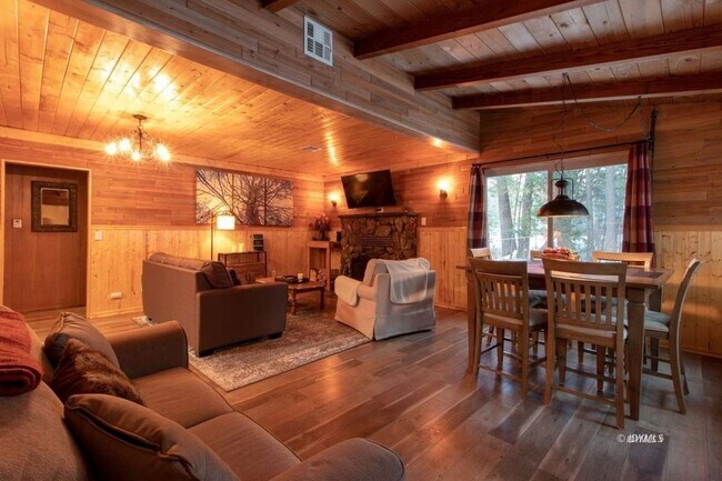 Building Photo - FURNISHED RENTAL FOR LEASE OR SALE