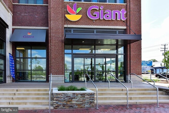 Building Photo - 340 Wesmond Dr