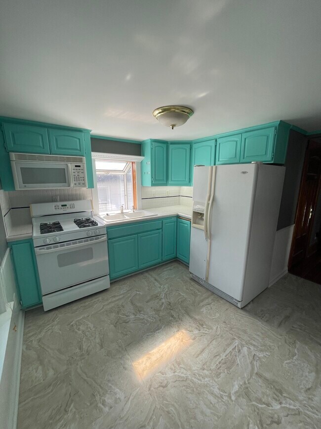 Building Photo - 204 Point Pleasant Rd