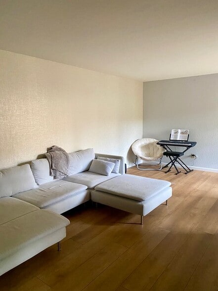 Building Photo - 4419 Via Amable