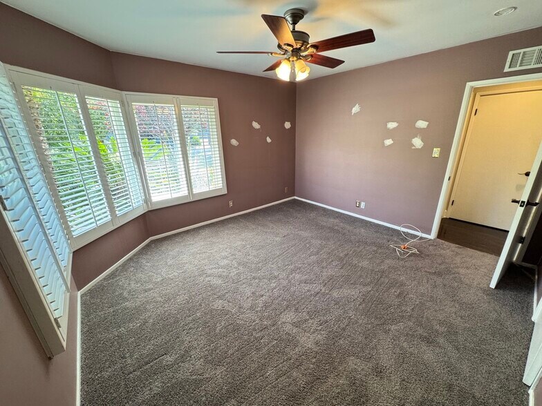 Building Photo - 3957 Woodfield Dr