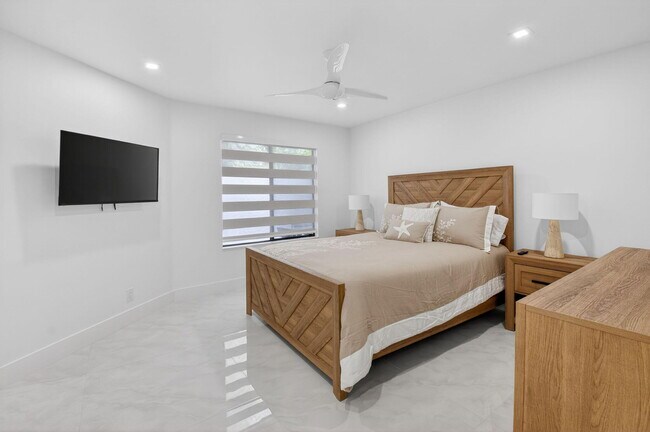 Building Photo - 15322 Strathearn Dr