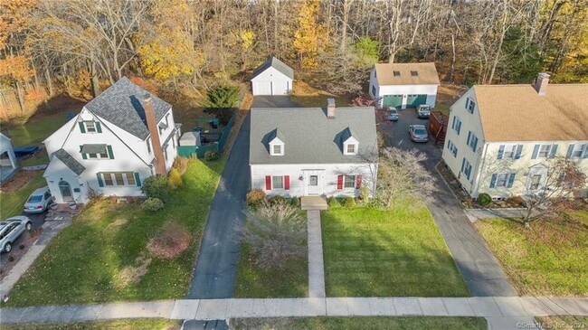 Building Photo - 87 Sylvan Rd