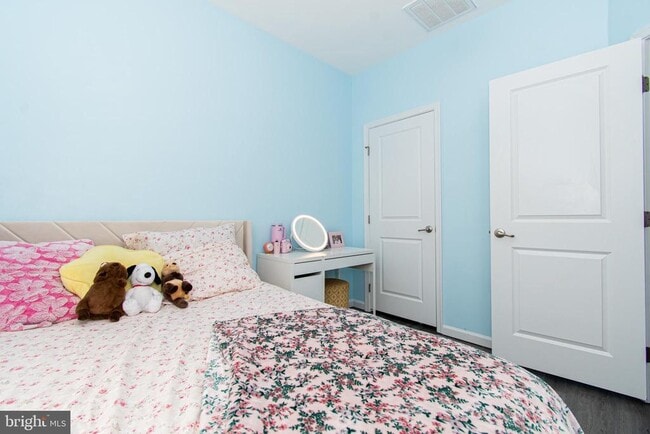 Building Photo - 4559 Tinder Box Cir